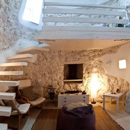 Trullo Romeo Villa